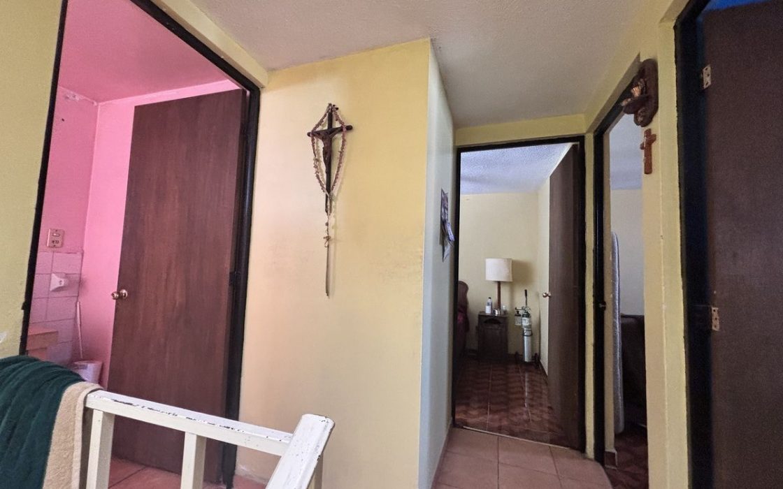 Casa en Valle del Dorado con Local