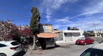 Casa en Valle del Dorado con Local