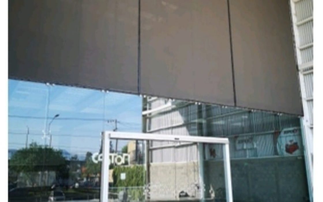 Nave de Exhibicion con Mezzanine