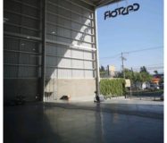 Nave de Exhibicion con Mezzanine